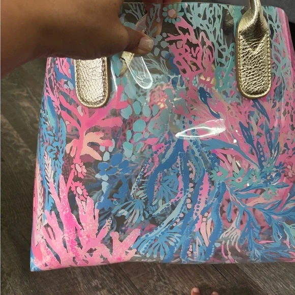 Lilly Pulitzer Pink and Blue Tote with Gold Handles - Picture 3 of 5